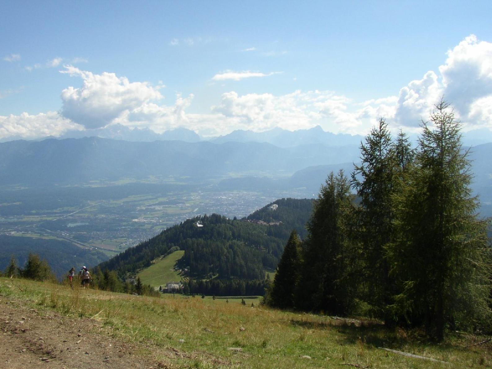 Ferienwohnung Im Haus Edelweiss Treffen Esterno foto